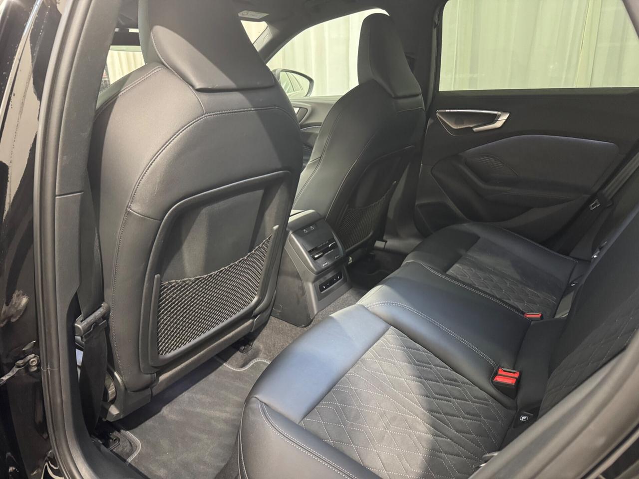 Audi A5 Avant TDI 150 kW mHEV+ S tronic quattro Line edition FULL!!