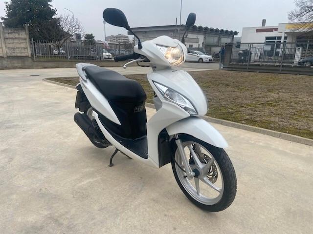 Honda Vision 110 2016 - Motore Nuovo con Zero Km