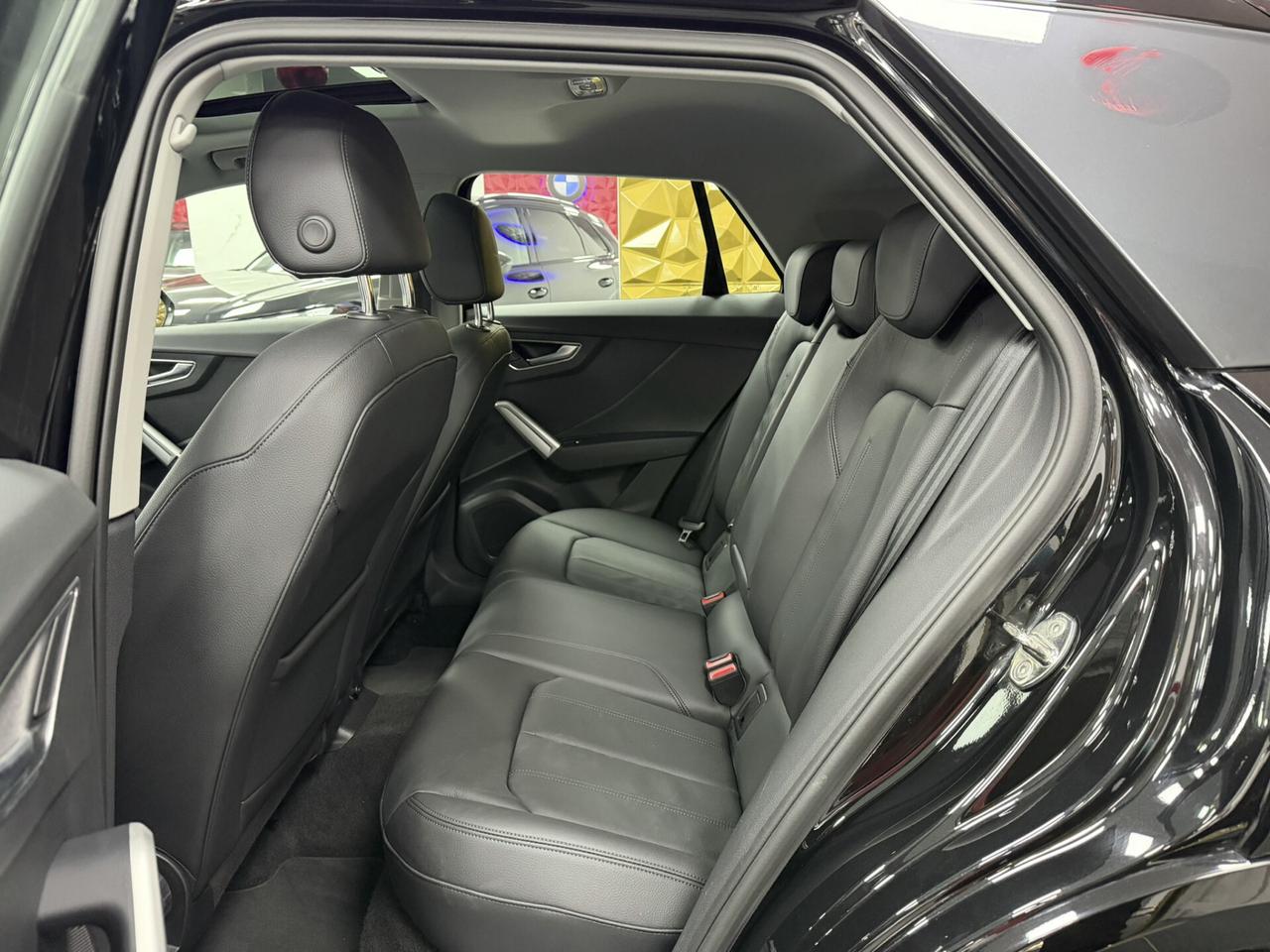 Audi Q2 30 TDI Identity Black S-LINE