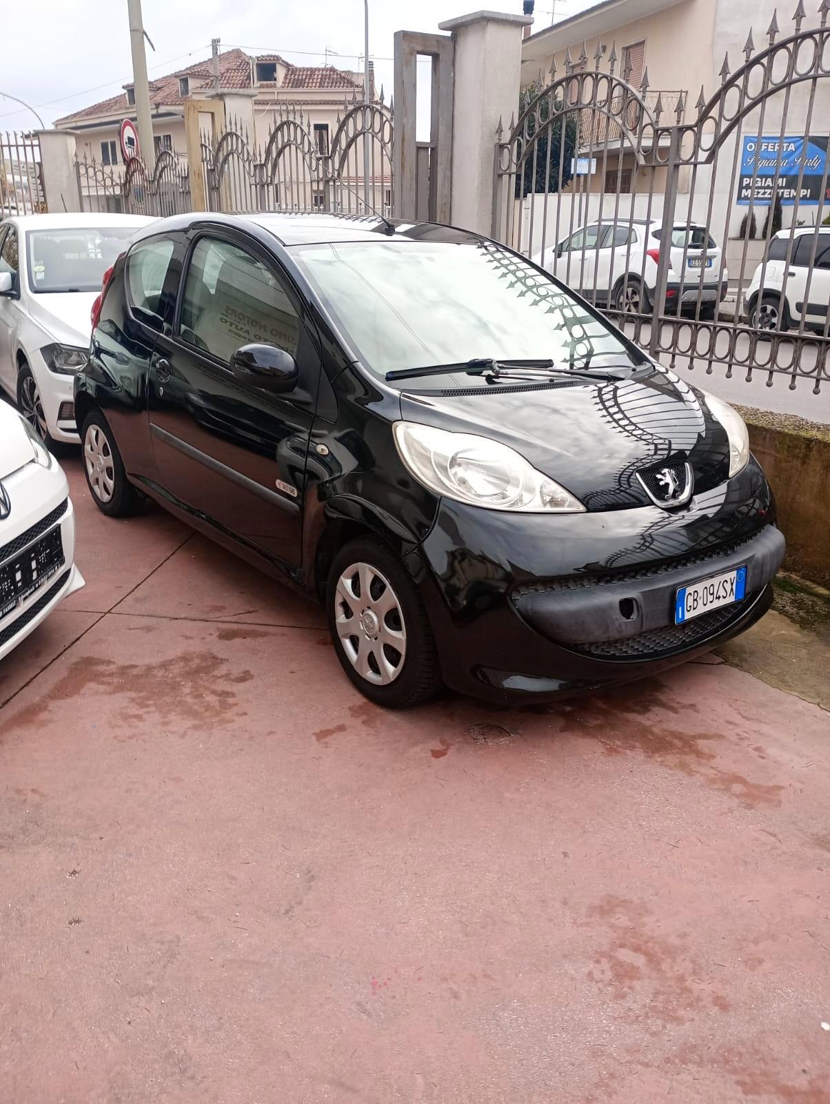 Peugeot 107 1.0