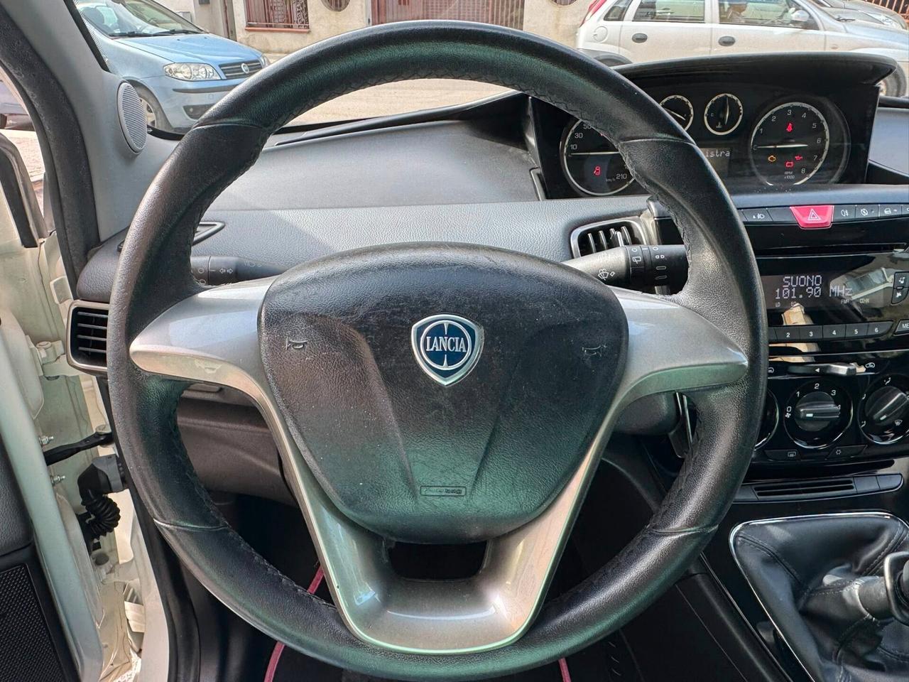 LANCIA YPSILON 1.2 BENZINA GOLD CERCHI PERFETTA