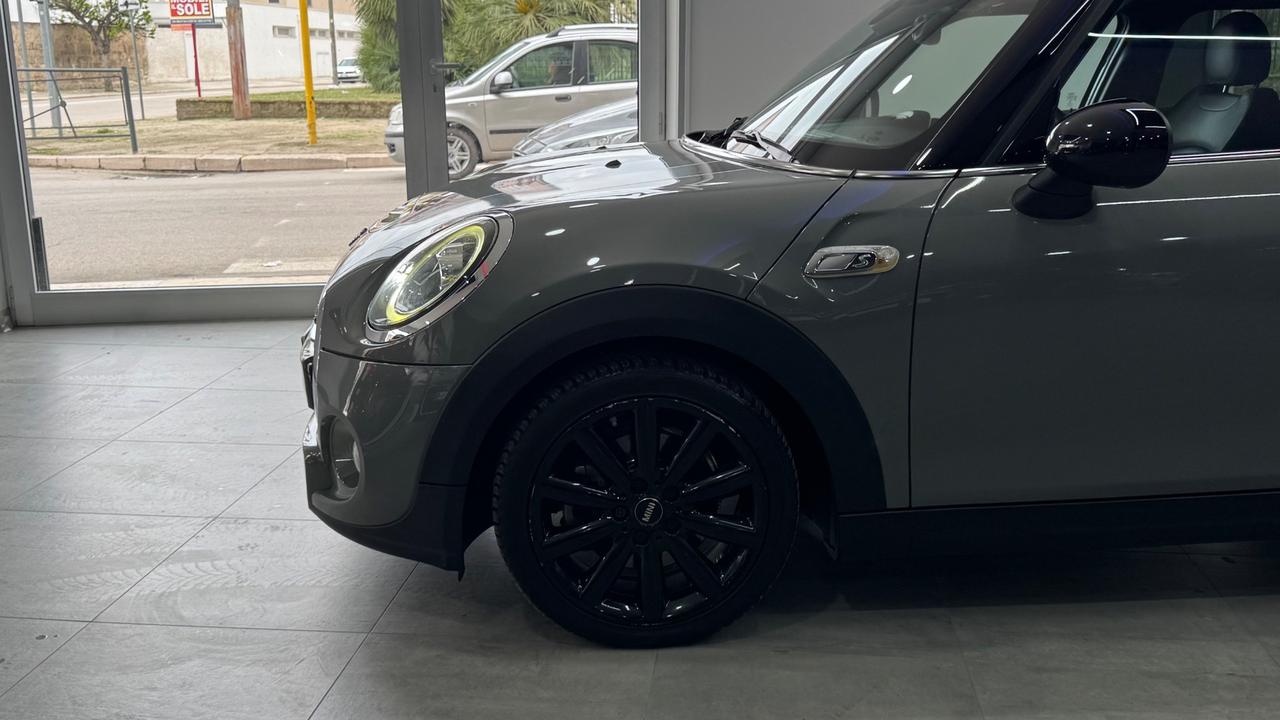Mini 2.0 Cooper SD aut. Hype 5 porte-2019