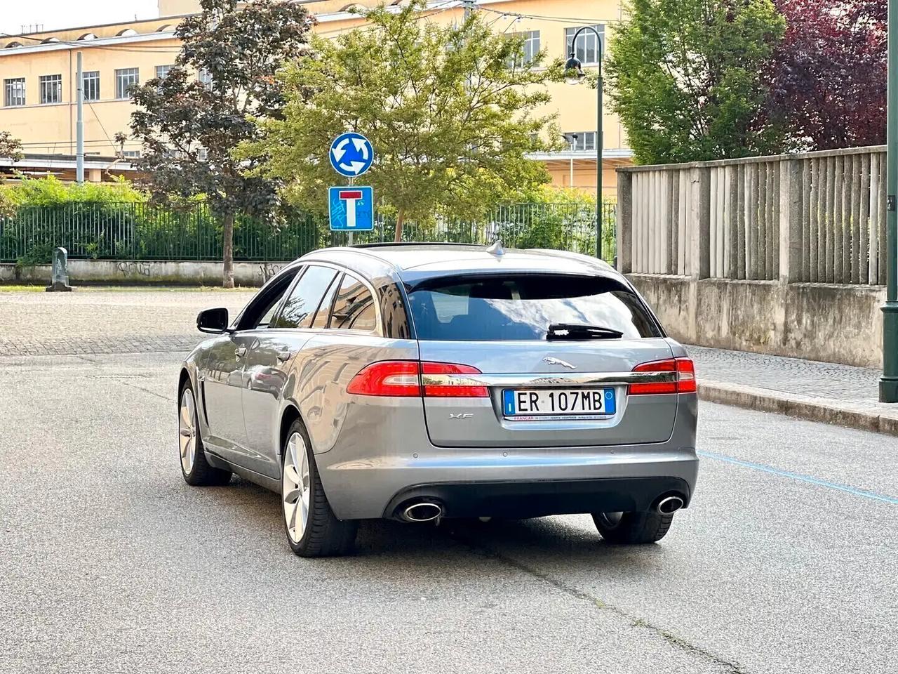 Jaguar XF Sportbrake 3.0 D V6 Premium Luxury