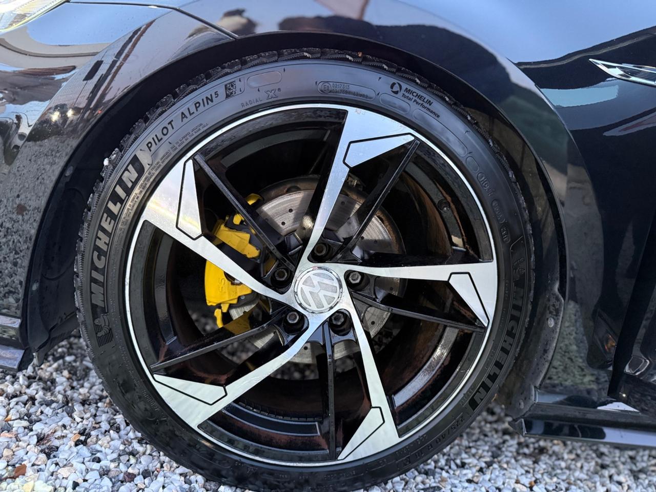 Volkswagen Golf 7.5 R-Line 1.0 TSI Dsg ok Neopatentati