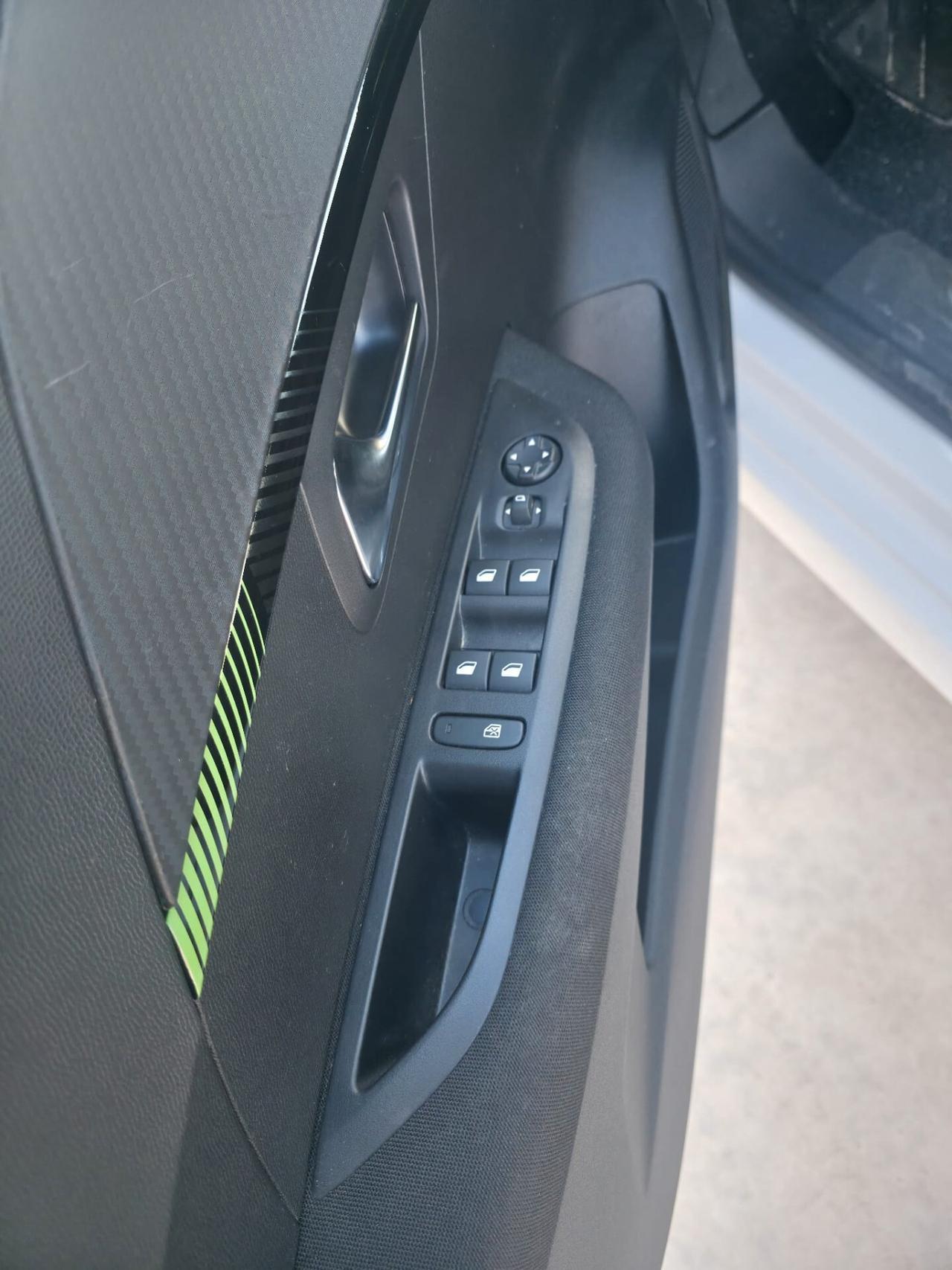 Peugeot 208 PureTech 75 Stop&Start 5 porte Active