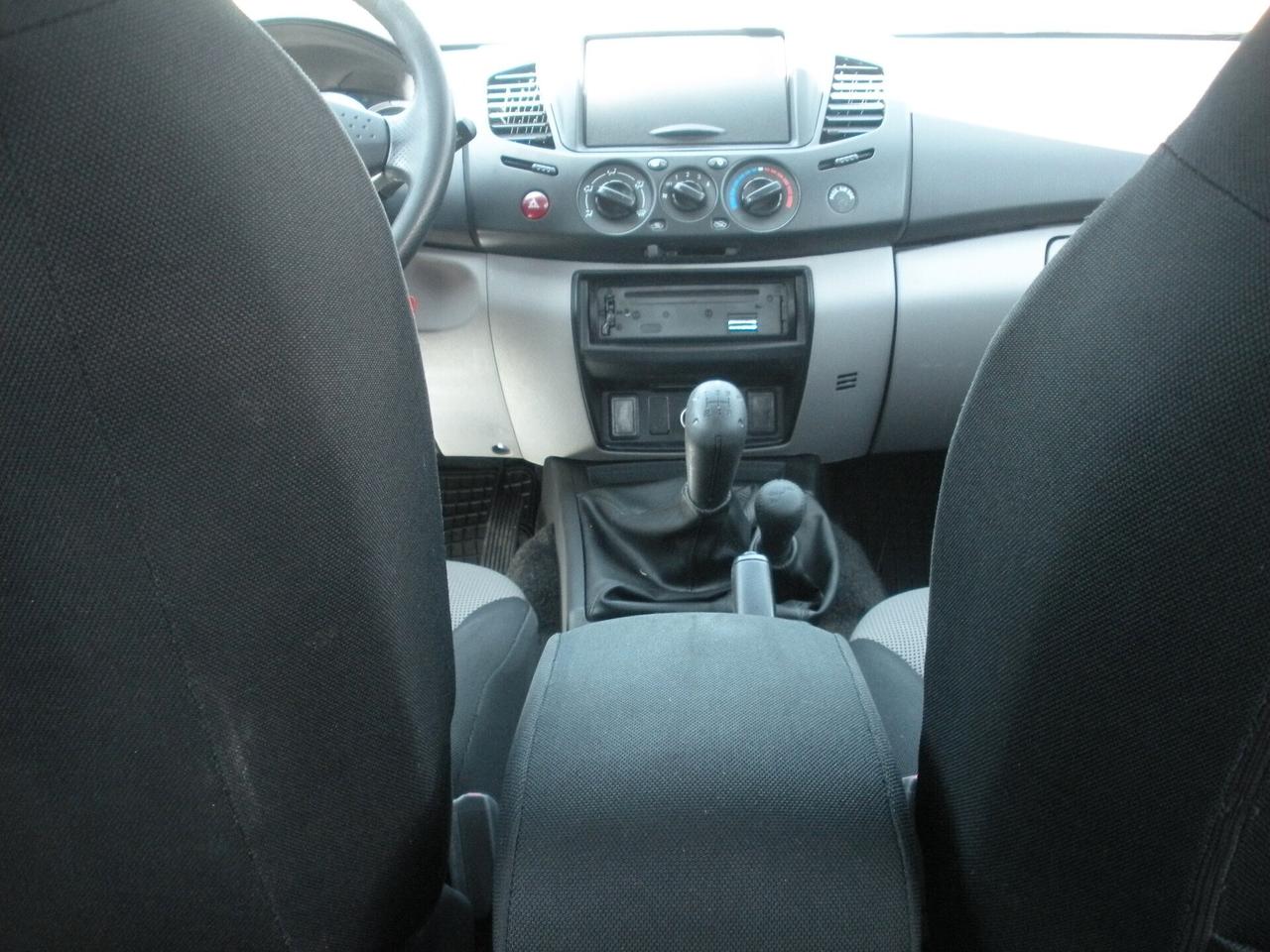 Mitsubishi L200 2.5 DI-D/136CV DC Intense DPF