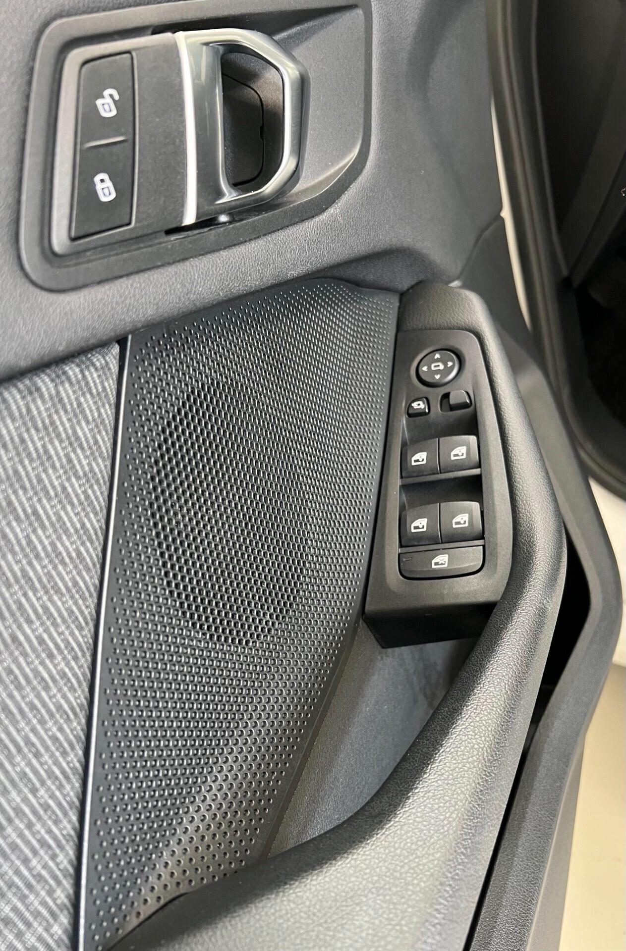 BMW SERIE 1 - 118D Business Advantage