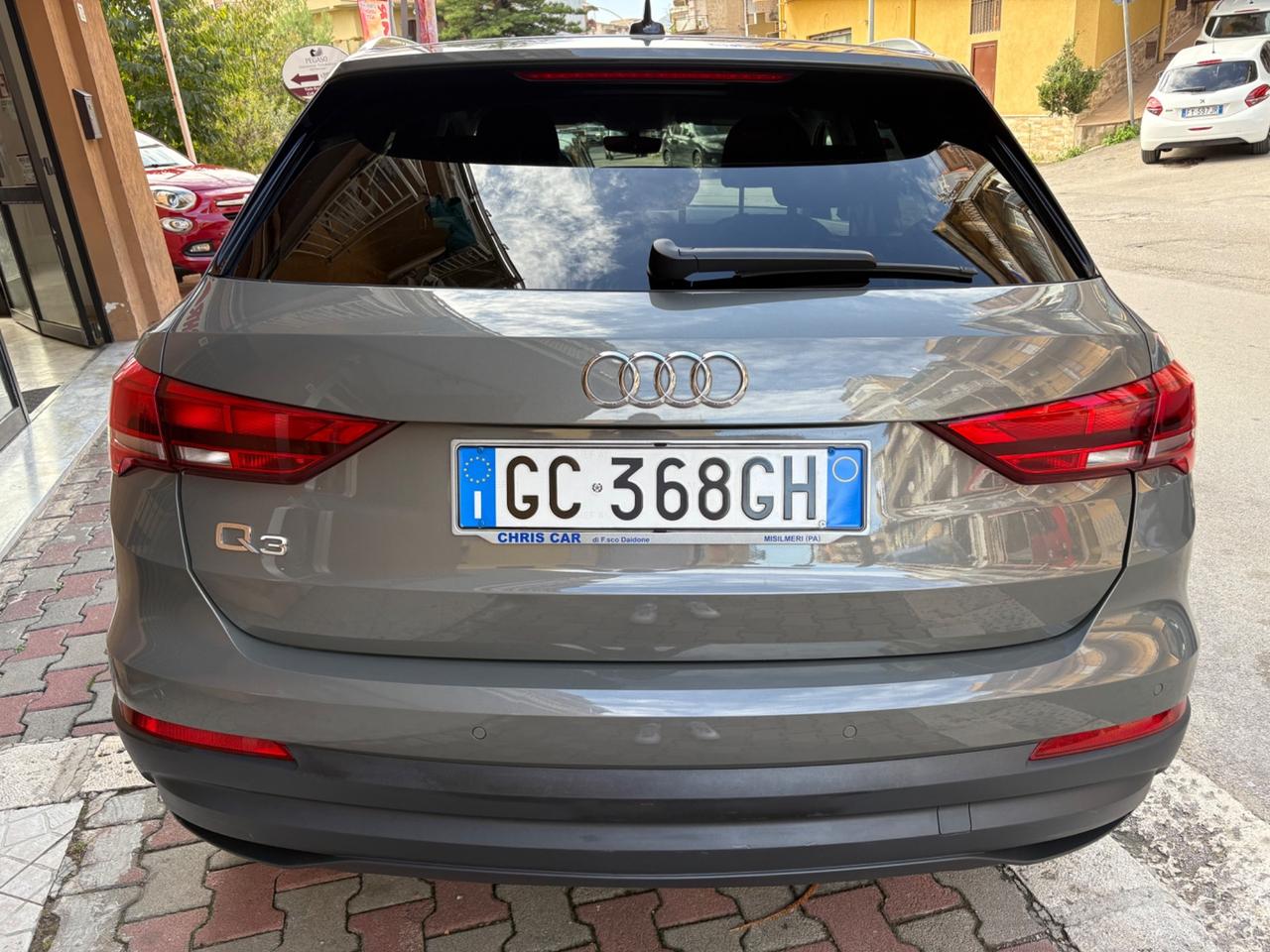 Audi Q3 35 TDI S tronic Business