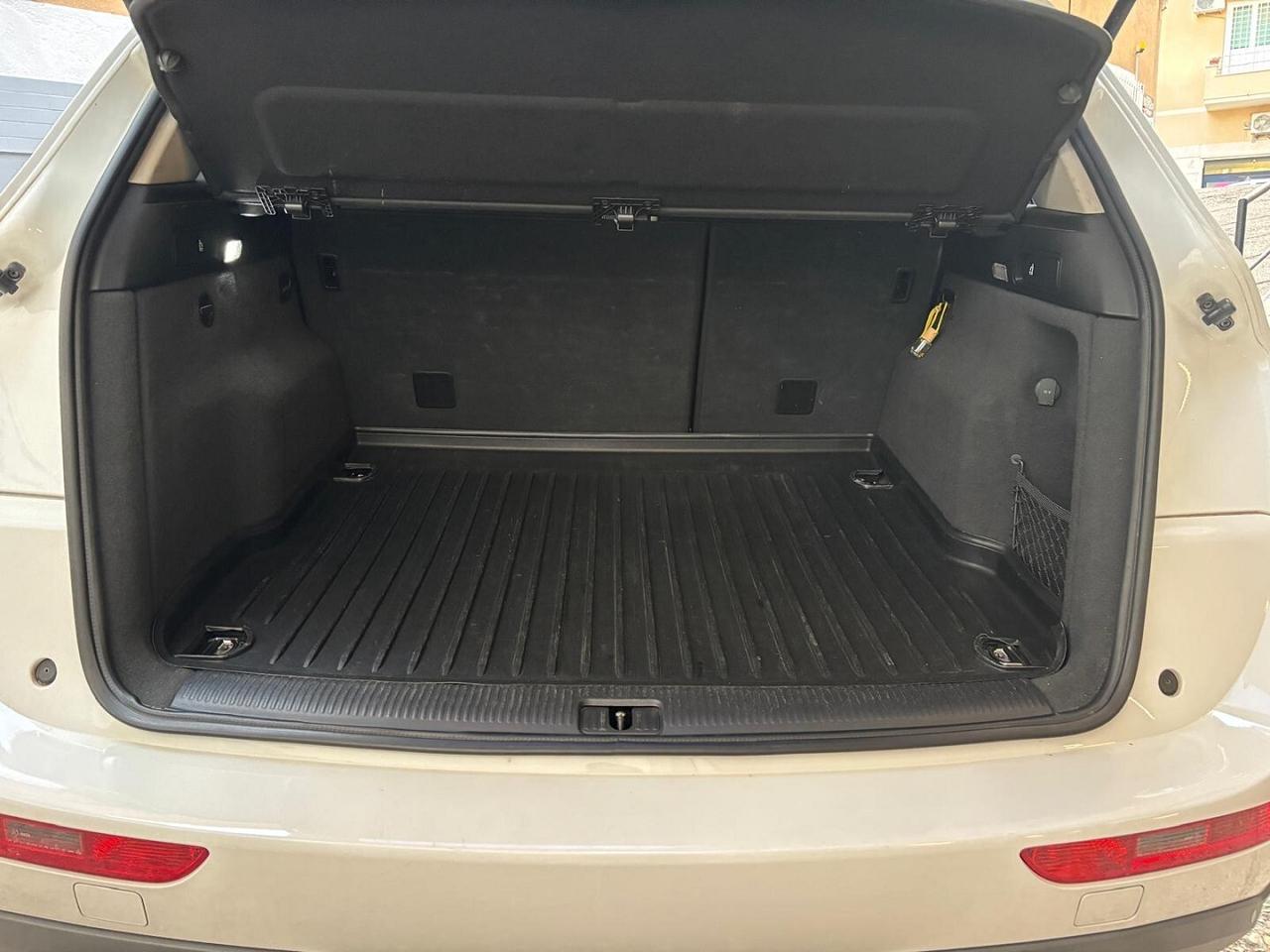 AUDI Q5 2.0 TDi