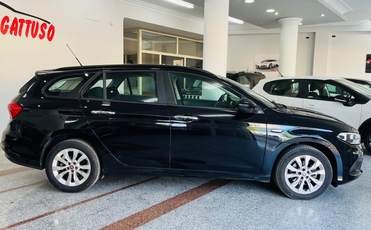 Fiat Tipo 1.6 Mjt SW Lounge 120cv anno 2017