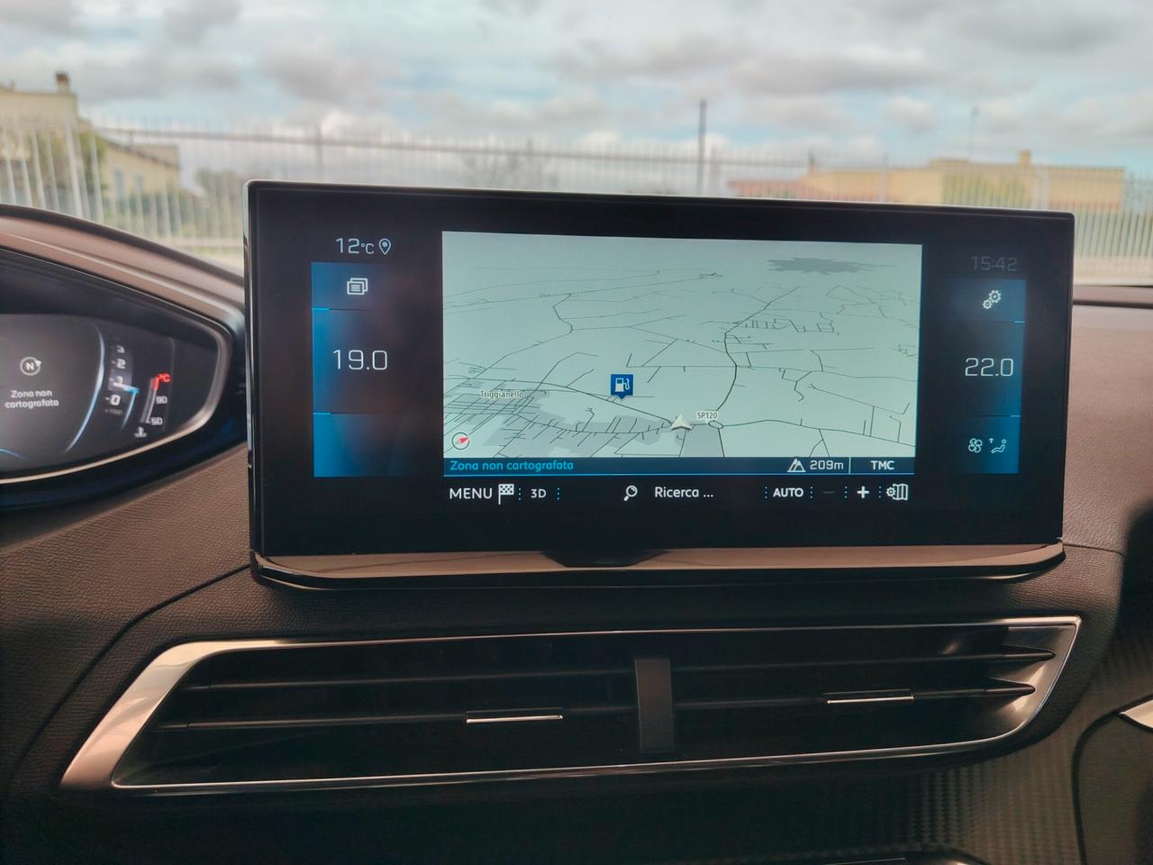 Peugeot 3008 BlueHDi 130 S&S EAT8 Allure 2022 restyling