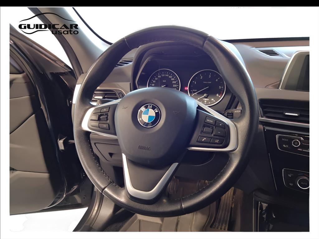 BMW X1 F48 - X1 sdrive16d xLine