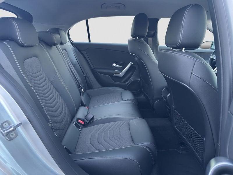Mercedes-Benz Classe A A 180d Progressive Advanced auto