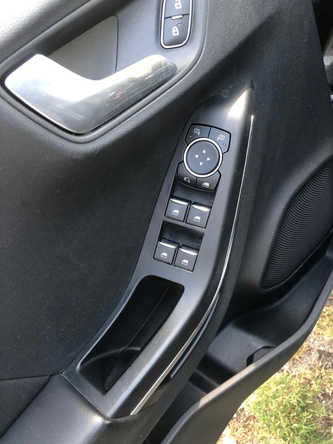 Ford Puma 1.0 EcoBoost Hybrid 125 CV S&S ST-Line