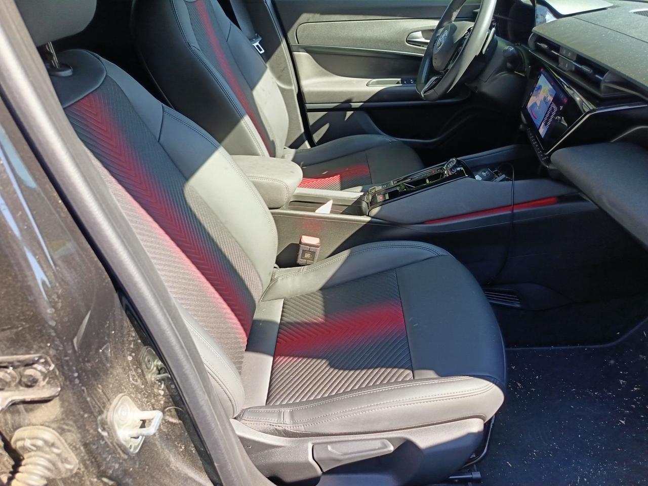 ALFA ROMEO Junior 1.2 136 CV Hybrid eDCT6 Speciale