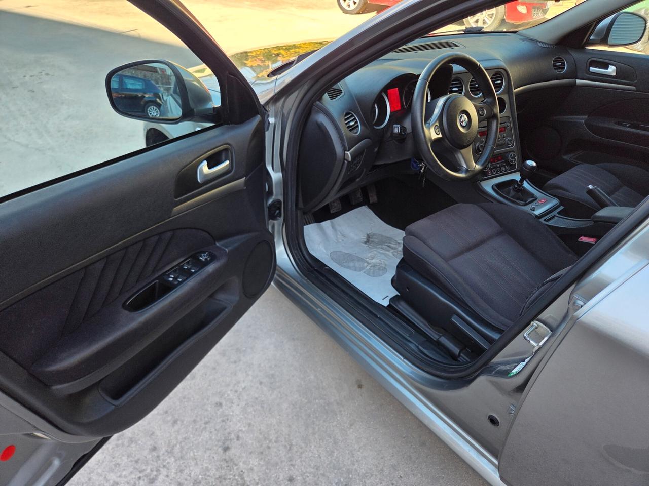 Alfa Romeo 159 1.9 JTDm Sportwagon Progression