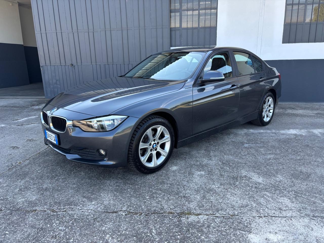 Bmw 320d 2.0D. Garanzia 12 mesi