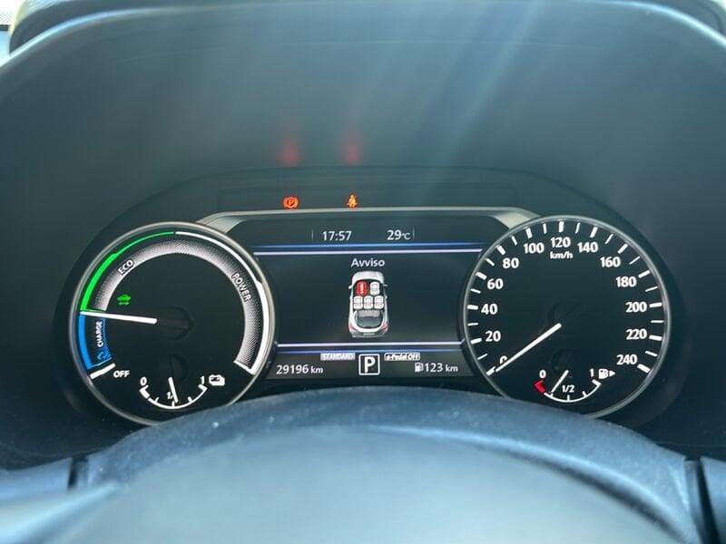 Nissan Juke 1.6 HEV N-Connecta Auto