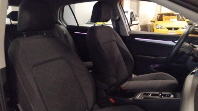 VOLKSWAGEN Golf 2.0 TDI Life Dsg