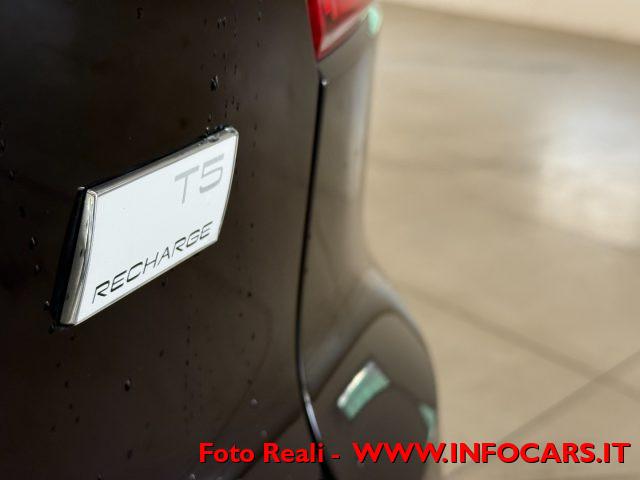 VOLVO XC40 T5 Recharge Plug-in Hybrid Inscription Exp. PROMO