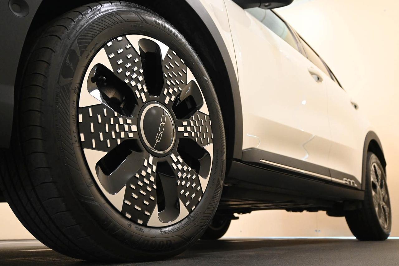 FIAT 600 (2023-->) 600 Hybrid 100 CV DCT MHEV