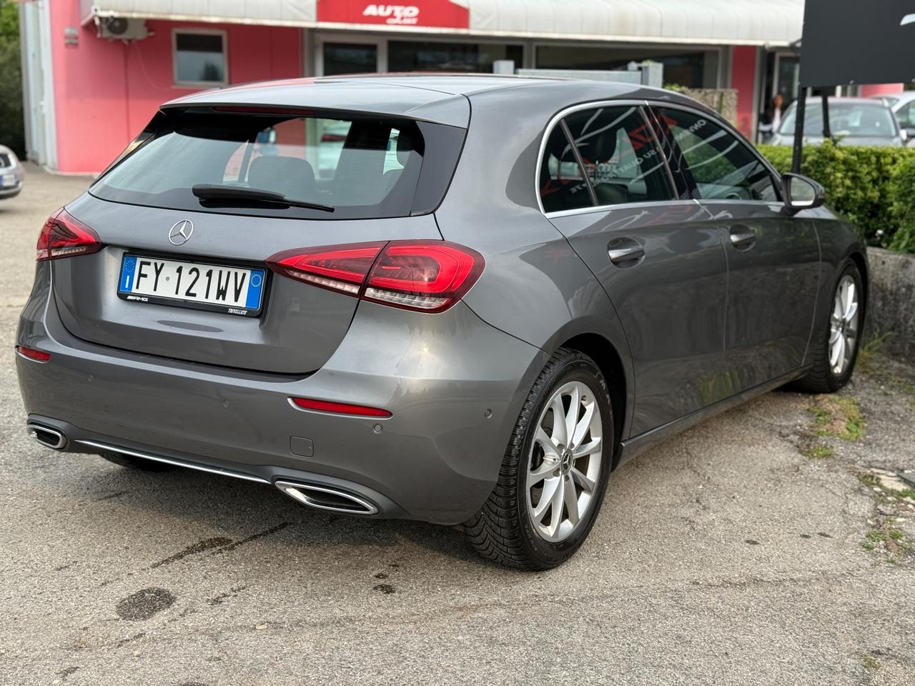 Mercedes-benz A 180BENZINA Automatic Premium NEOPATENTATI