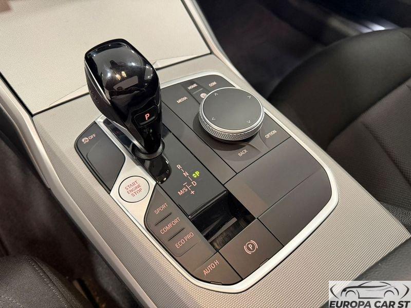 BMW Serie 3 BMW Serie 3 320d Touring mhev 48V xdrive auto TETTO APRIBILE