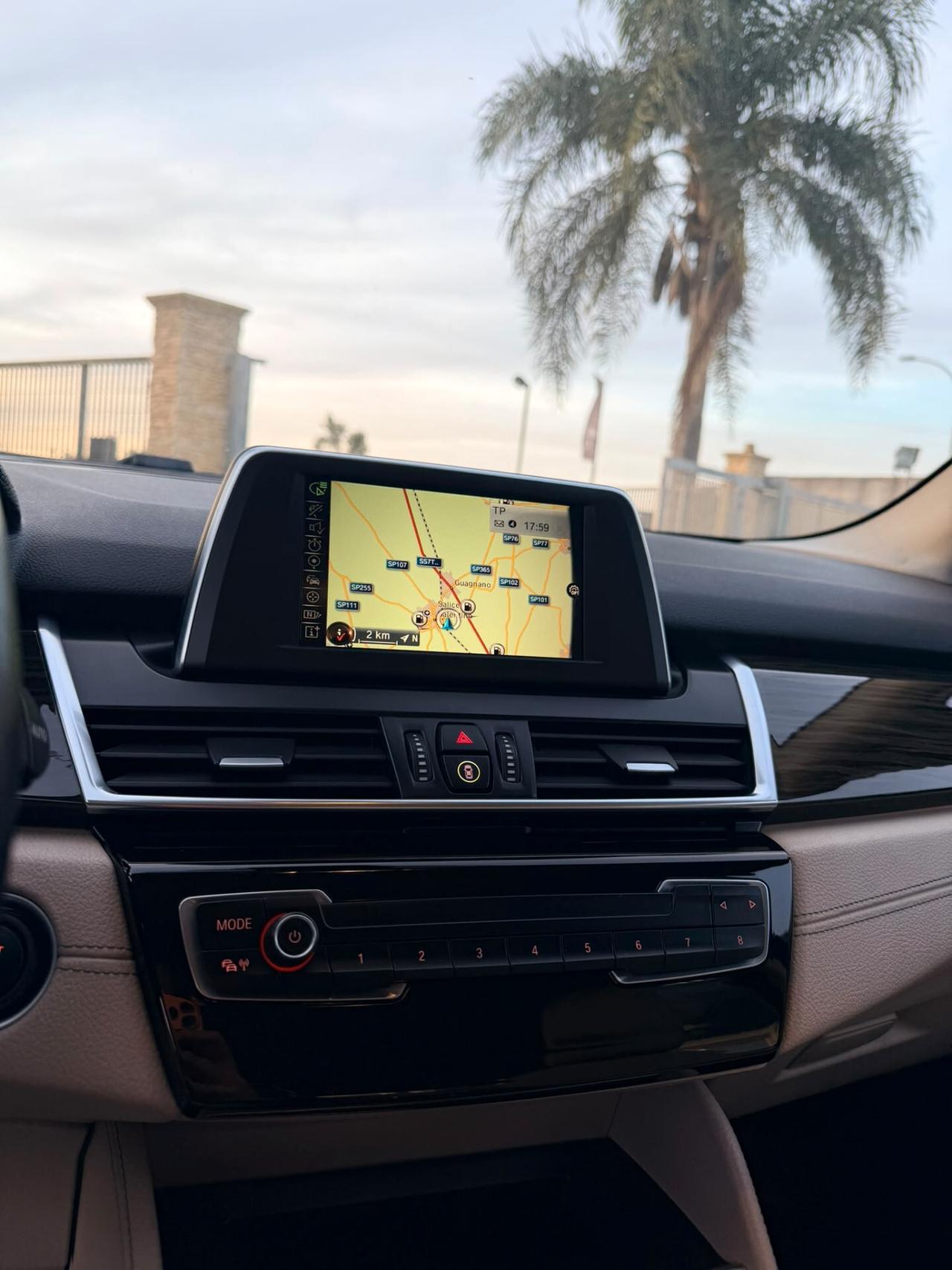 Bmw 216d Active Tourer Luxury Pelle/Led