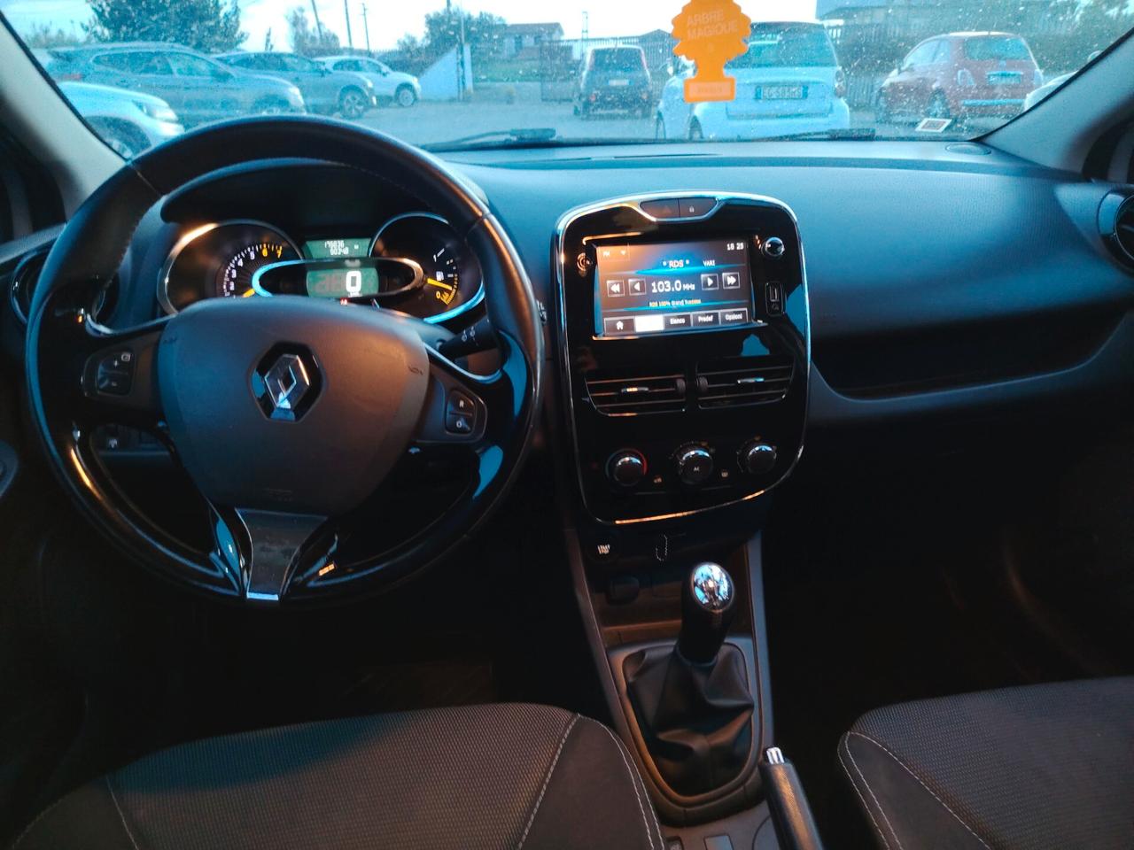 Renault Clio Sporter 1.2 75CV Live