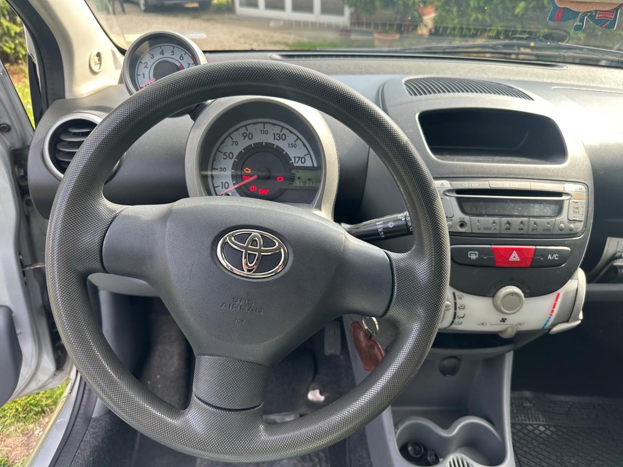 Toyota Aygo 1.0 12V VVT-i 5 porte