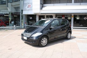 MERCEDES-BENZ A 150 BlueEFFICIENCY Elegance