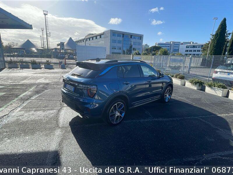 Lynk & Co 01 01 PHEV