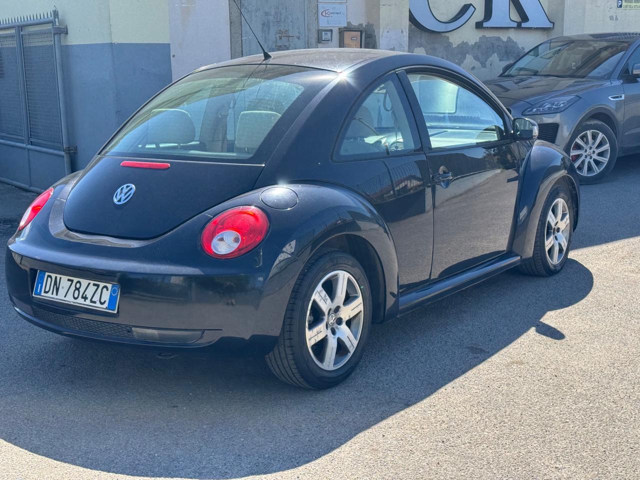 Volkswagen New Beetle 1.6