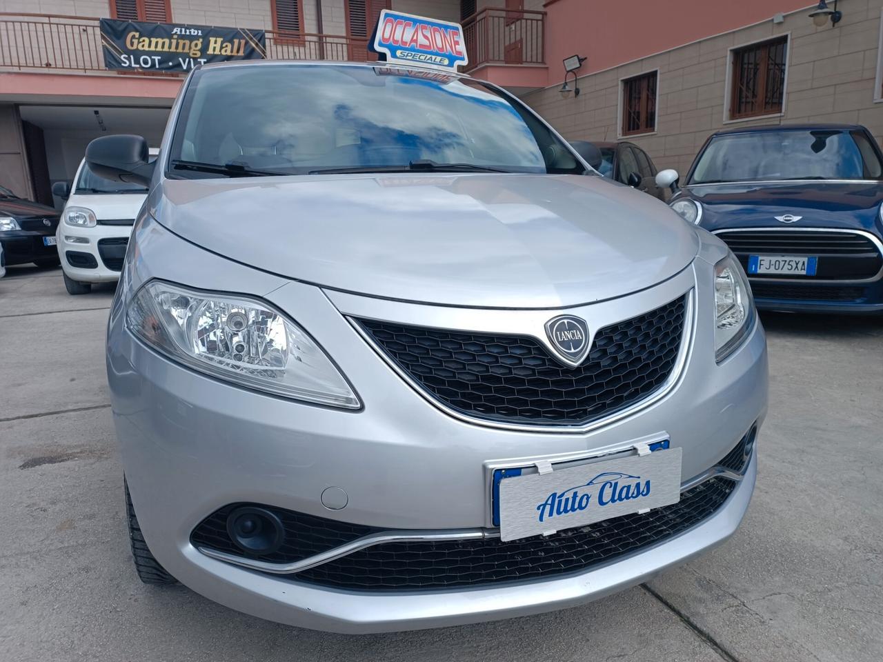 Lancia Ypsilon 1.2 69 CV