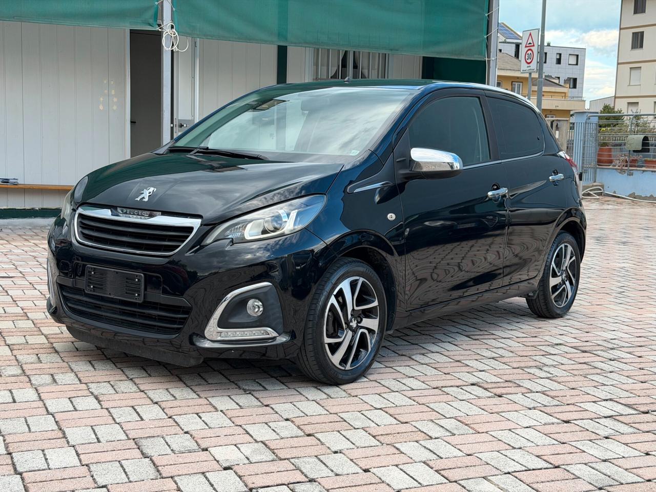 Peugeot 108 VTi 68 5 porte Allure