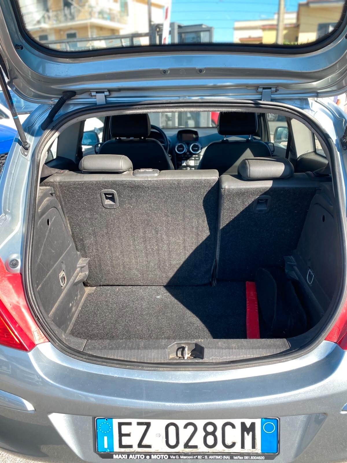 Opel Corsa 1.4 90CV GPL Tech Coupé n-Joy