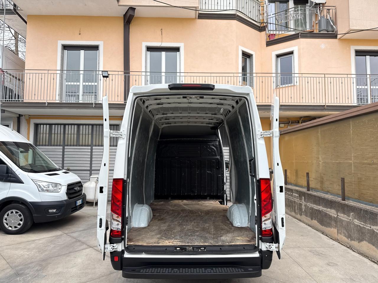 Iveco Daily 2.3 HPT 116Cv 35S12 L3 H2 12Q