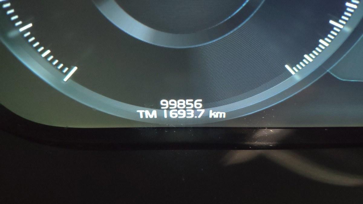 VOLVO Xc60 B5 Mild Hybrid (D) Awd Geartronic R-Design