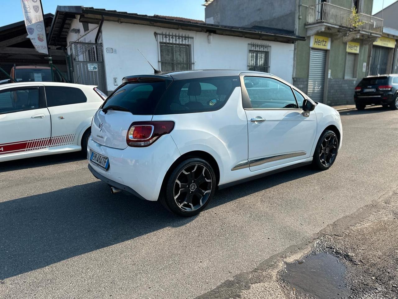 Ds DS3 DS 3 1.2 VTi 82 Just Black