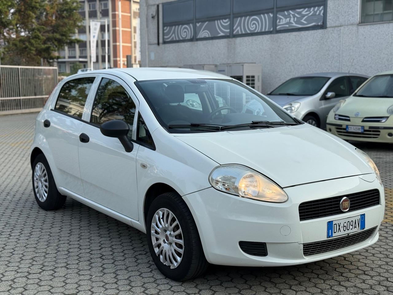 Fiat Grande Punto 1.3MJT 75 5p.Van Actual 4pt