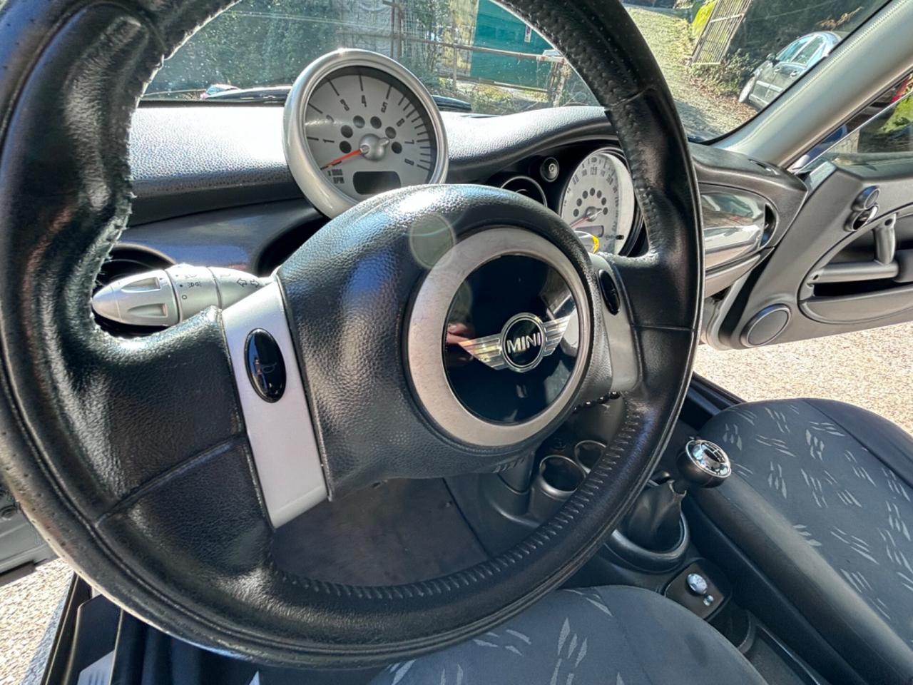 Mini 1.6 16V One de luxe