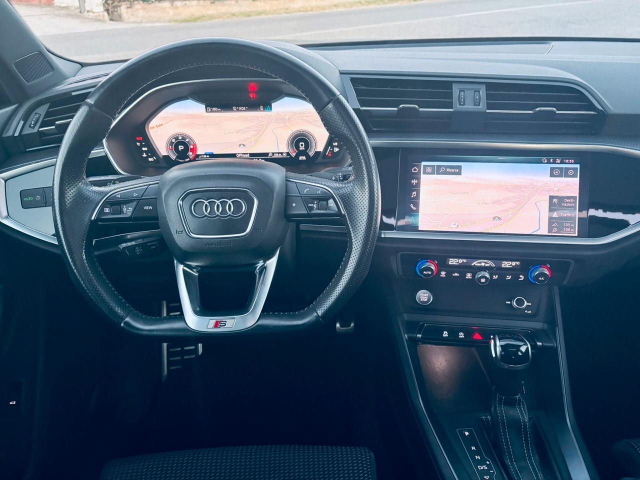 Audi Q3 2.0 TDI 150 CV S tronic line Edition