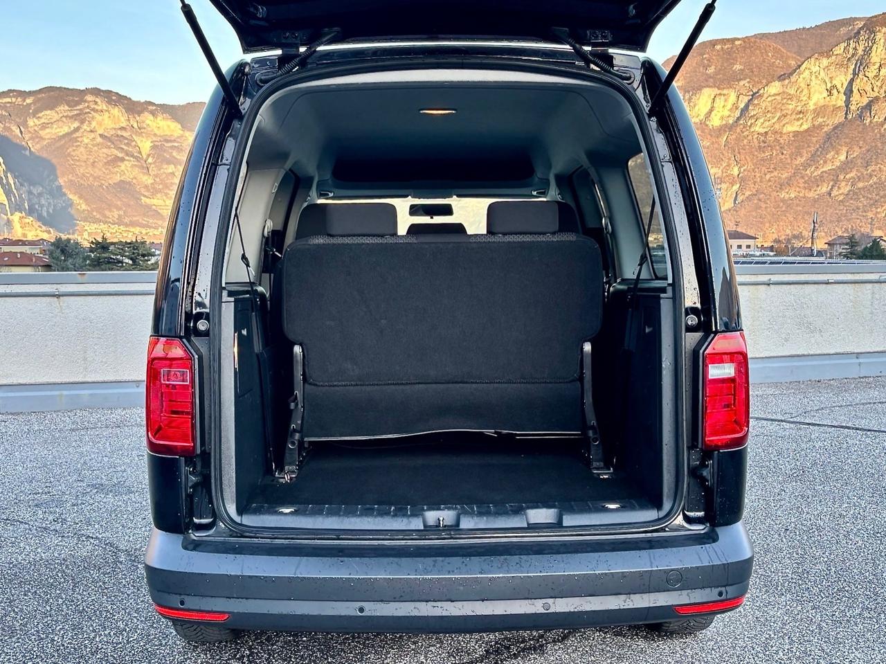 Volkswagen Caddy 2.0 TDI 102 CV Trendline Maxi 7Posti Bluemotion