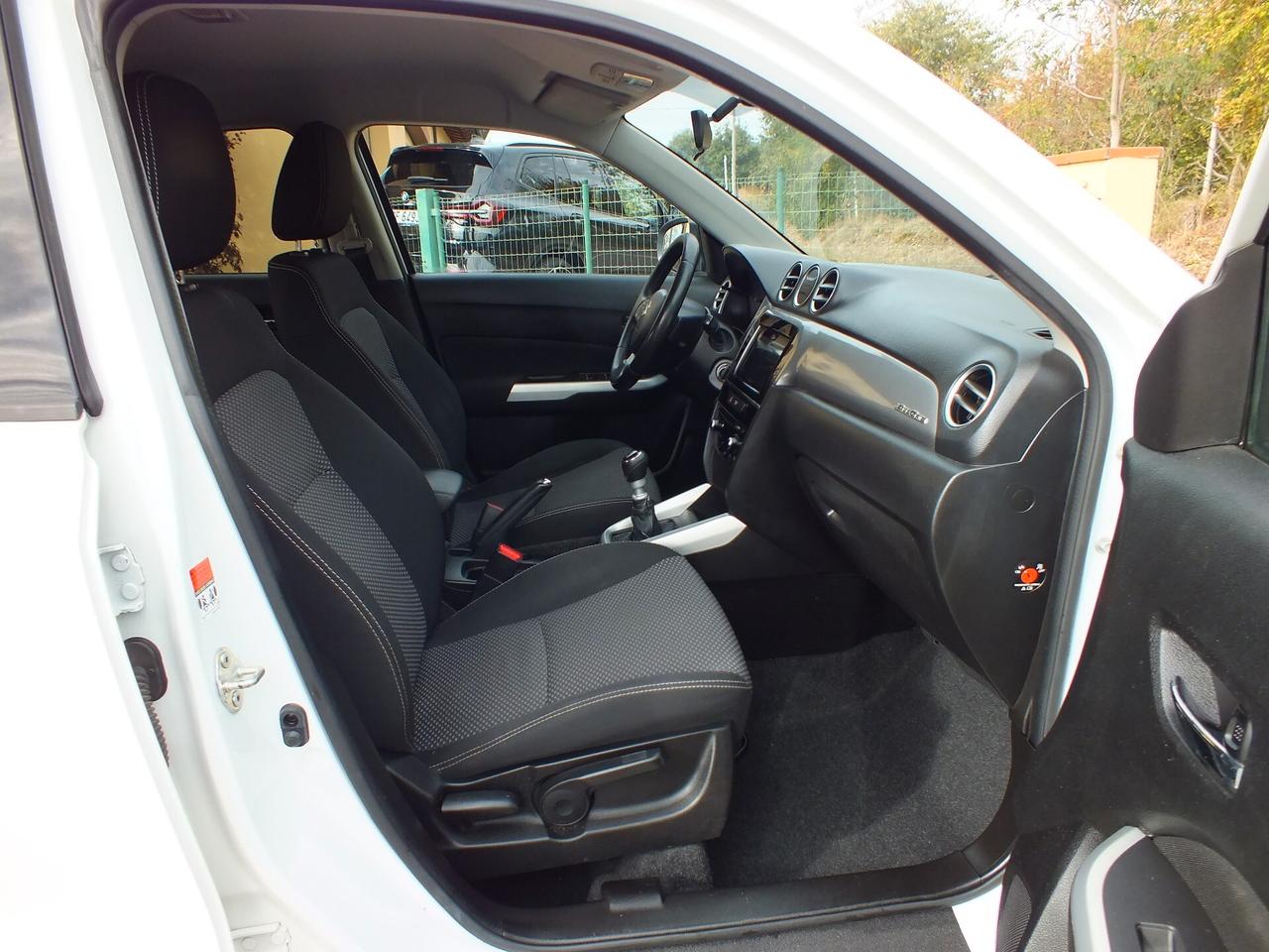 SUZUKI VITARA 1.6 DDiS 4X4 -RETROCAMERA