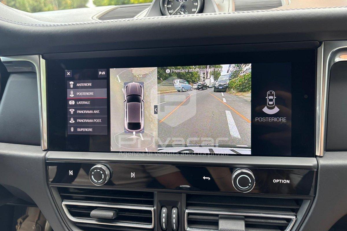 PORSCHE Macan 2.0