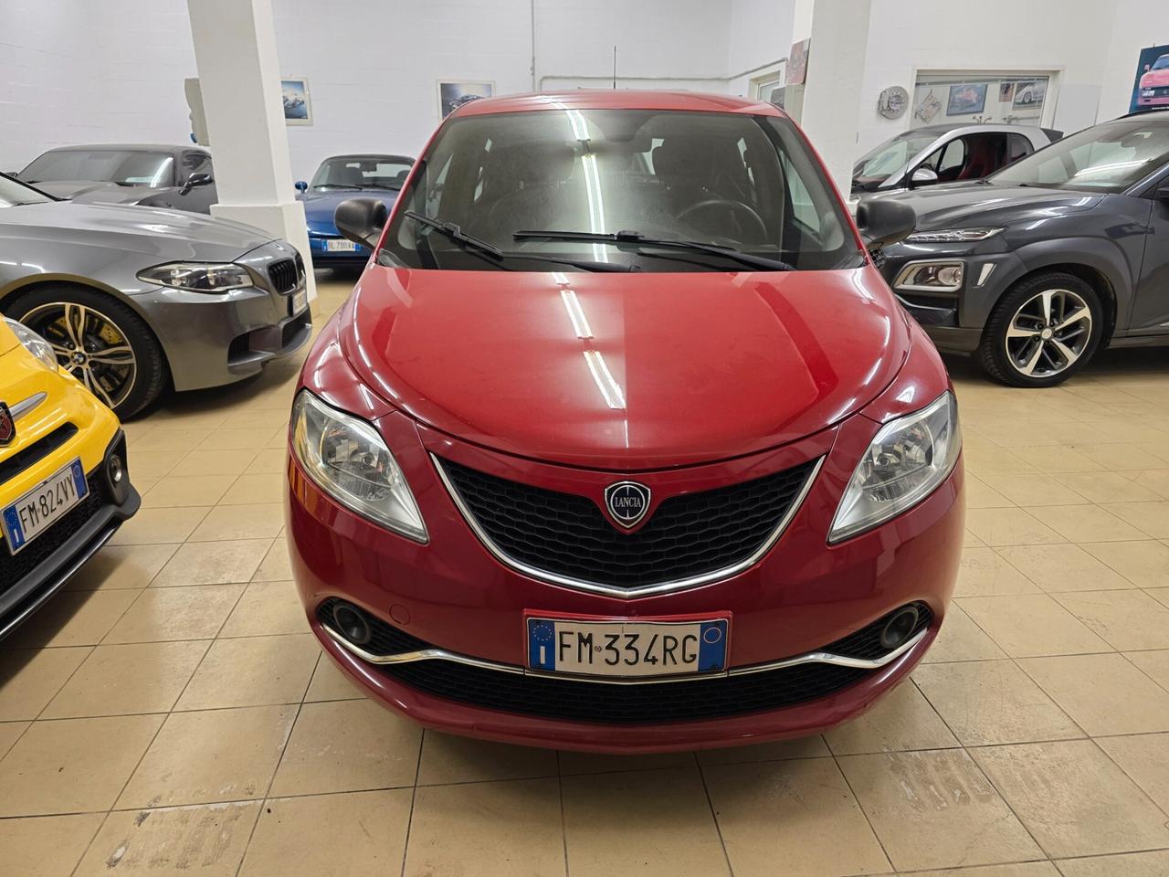 Lancia Ypsilon 1.2 69 CV 5 porte GPL Ecochic Gold