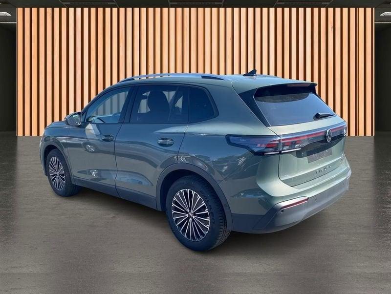 Volkswagen Tiguan 1.5 eTSI 96KW ACT Life DSG Led Navi 18" Camera