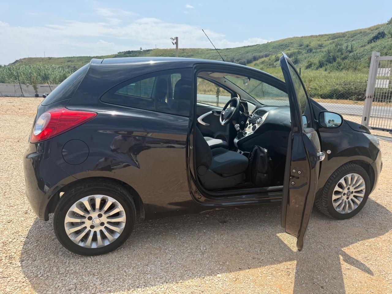 Ford Ka 1.3 75 CV Neopatentati 2.990 PERMUTE