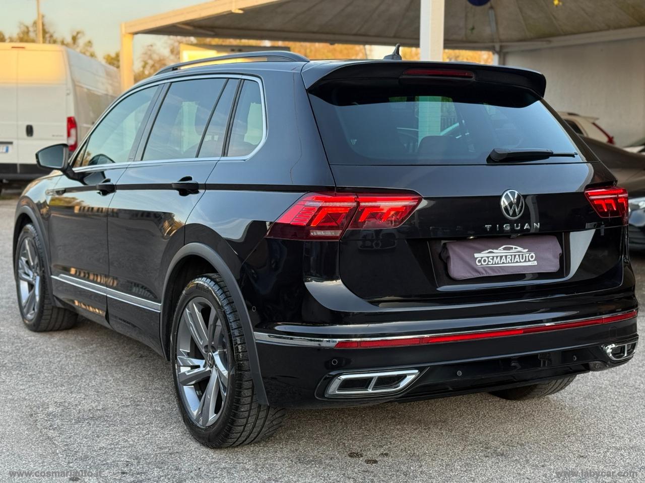 VOLKSWAGEN Tiguan 2.0 TDI 150CV DSG R-Line 2023 LUCI AMBIENTE