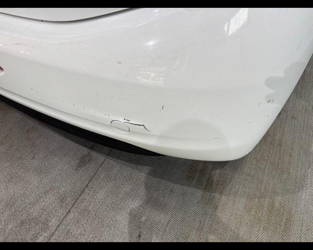 PEUGEOT 208 5p 1.2 puretech Access 82cv